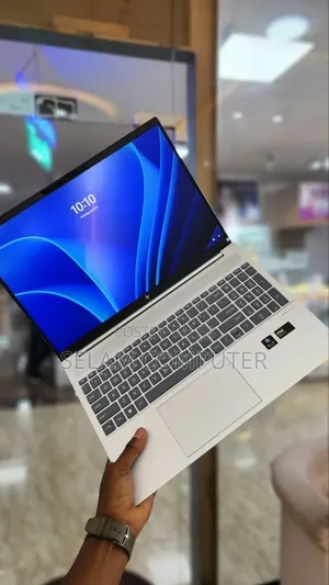 New Laptop HP Pavilion 15 16GB Intel Core Ultra 7 SSD 1T