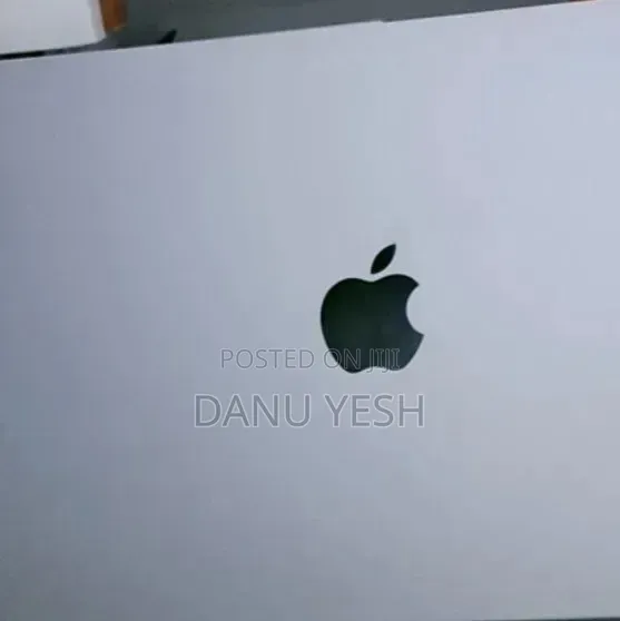 New Laptop Apple MacBook Pro 2021 M1 16GB Apple M1 Pro SSD 1T