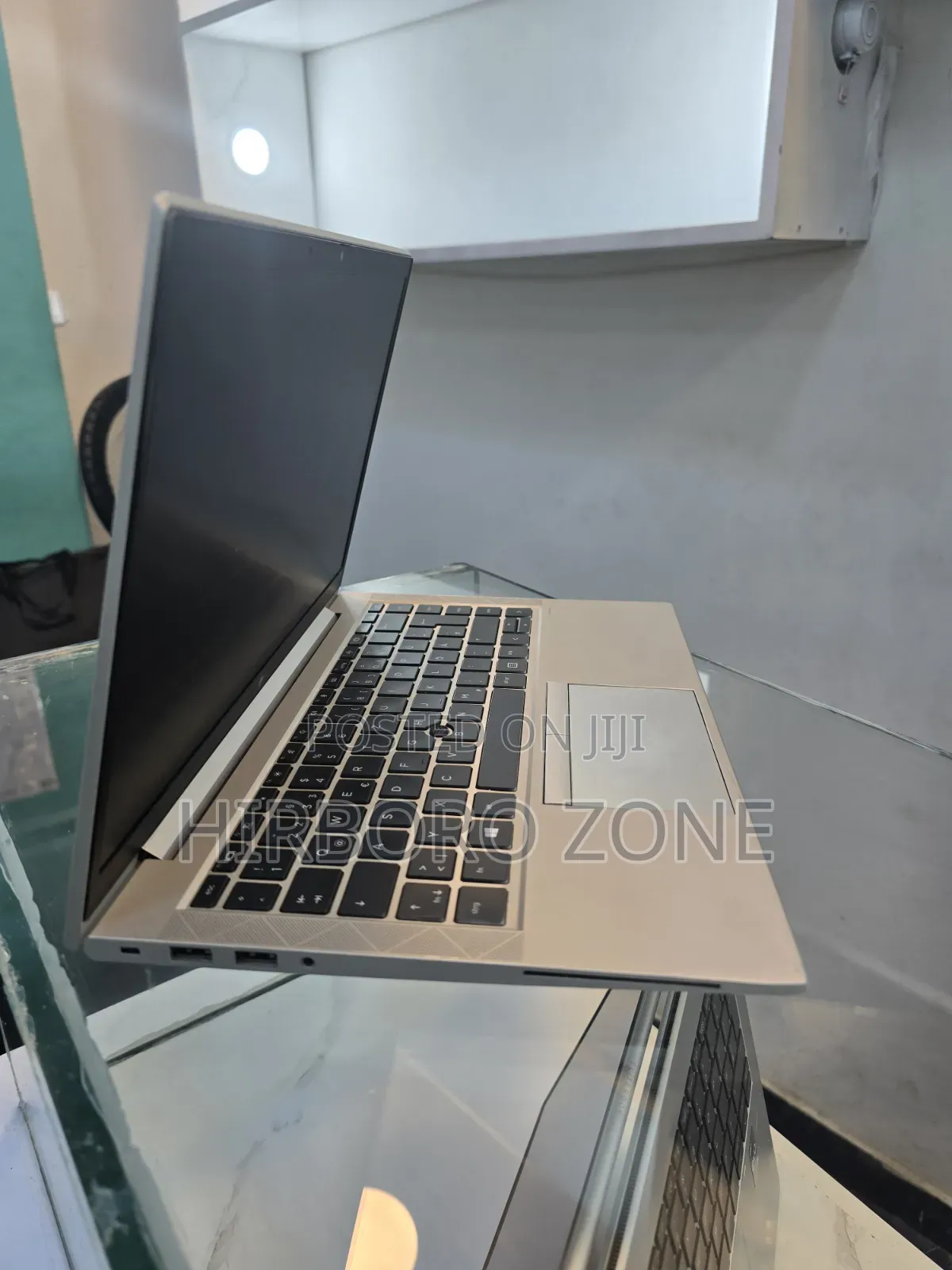 New Laptop HP EliteBook 840 16GB Intel Core i7 SSD 512GB