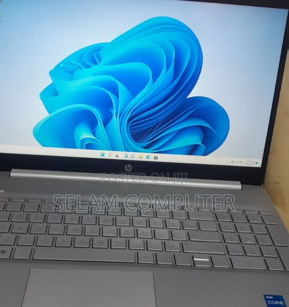 New Laptop HP Stream Notebook 16GB Intel Core i5 SSD 512GB