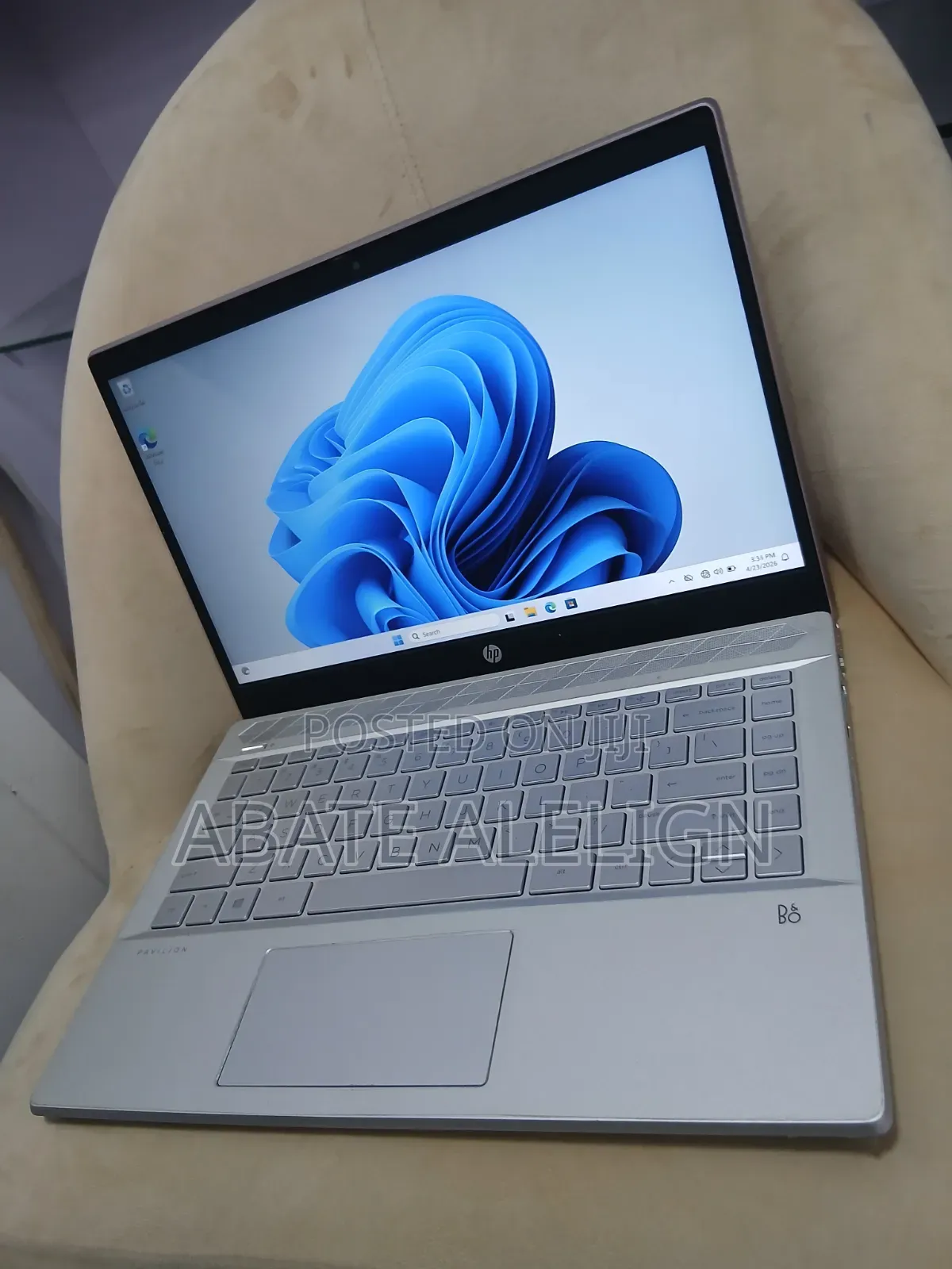 New Laptop HP Pavilion 14 8GB Intel Core i7 SSD 512GB
