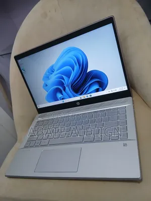 New Laptop HP Pavilion 14 8GB Intel Core i7 SSD 512GB