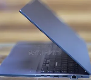 New Laptop Asus VivoBook 15 X505BA 16GB Intel Core i7 SSD 512GB