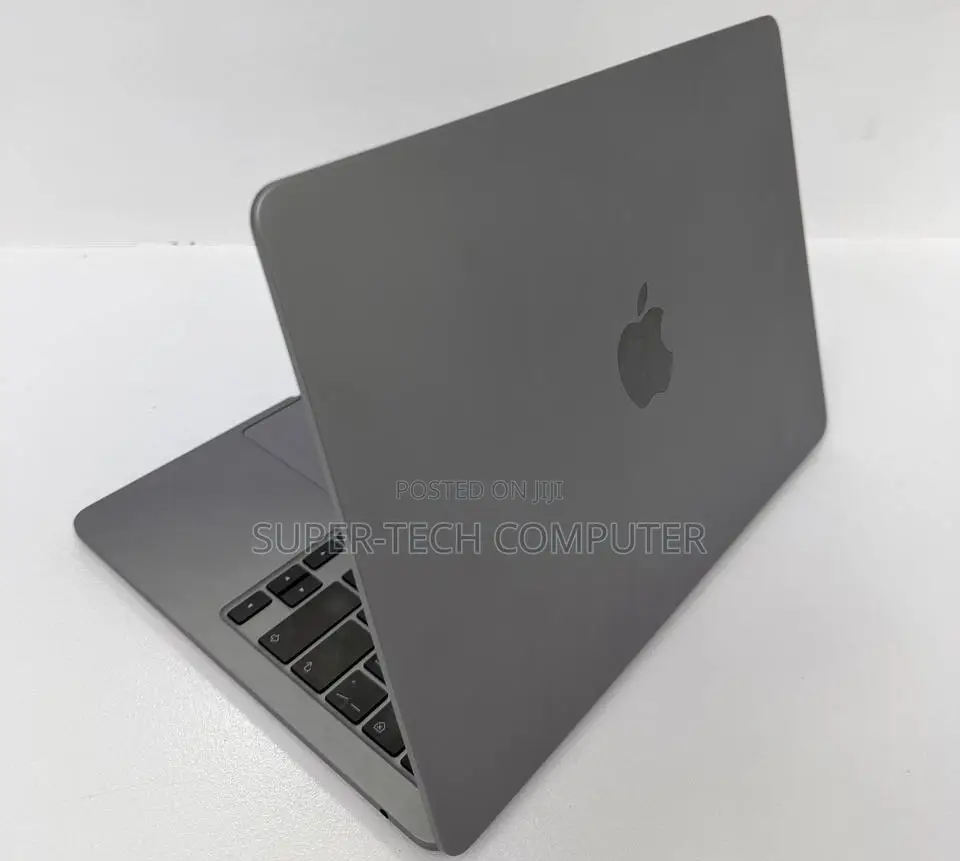 New Laptop Apple MacBook Air 2022 M2 8GB Apple M2 SSD 256GB