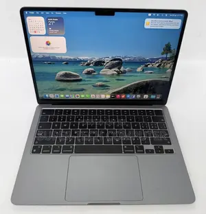 New Laptop Apple MacBook Air 2022 M2 8GB Apple M2 SSD 256GB