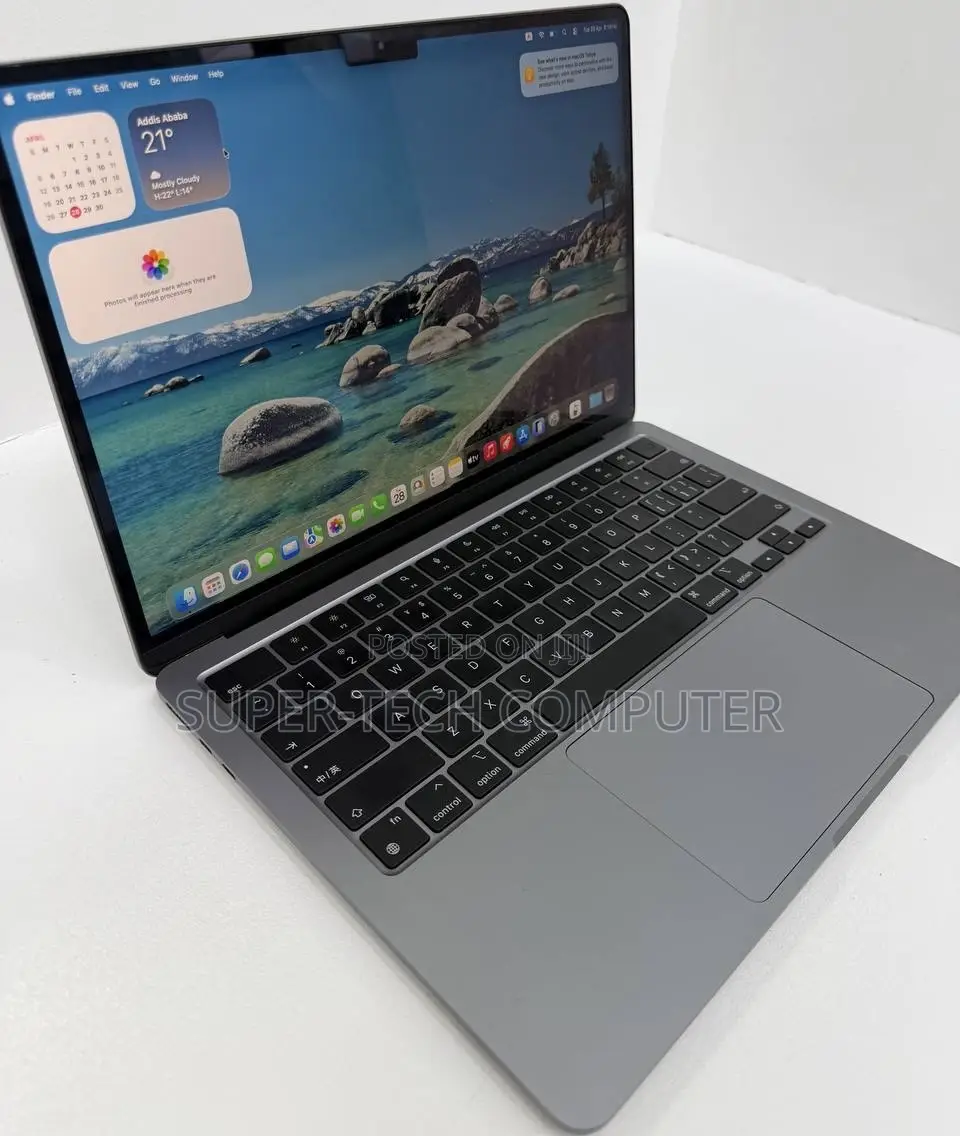 New Laptop Apple MacBook Air 2022 M2 8GB Apple M2 SSD 256GB