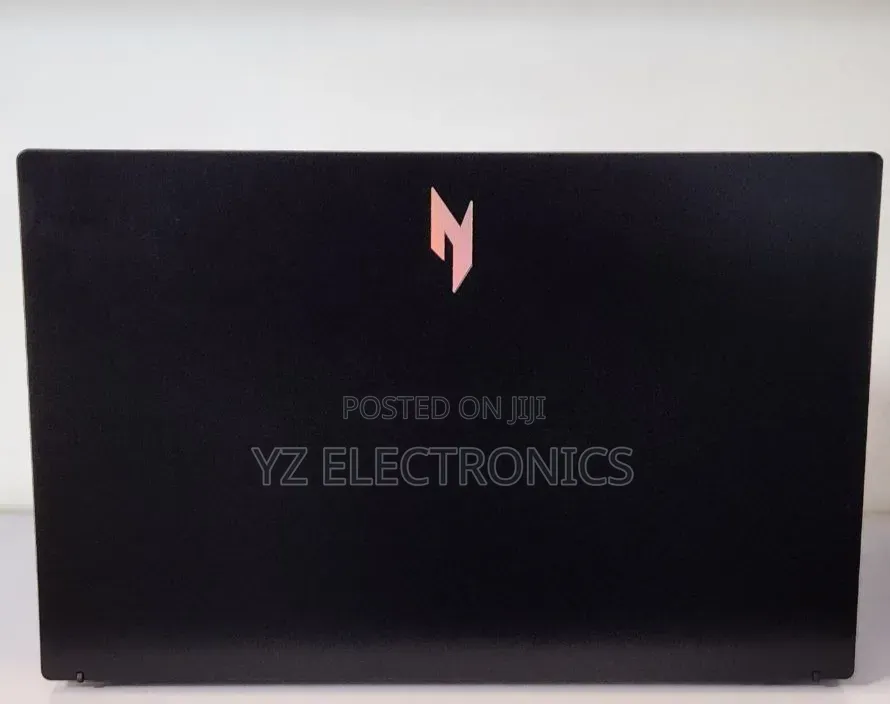 New Laptop HP 15-da2933nia 16GB Intel Core i7 SSD 512GB