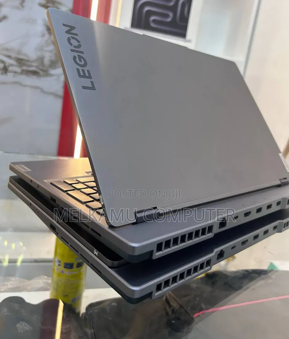New Lenovo Legion Y7000P IRX9 Gaming Laptop 24GB Intel Core i7 SSD 1T