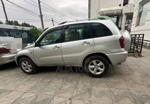 Toyota RAV4 2004 Silver