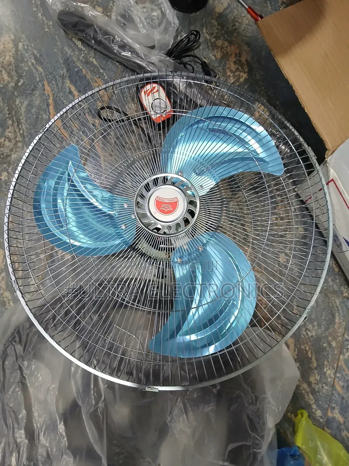Fan.Changli Crown Wall-Mounted It Features Durable Metal
