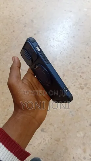 iPhone 12 Cover