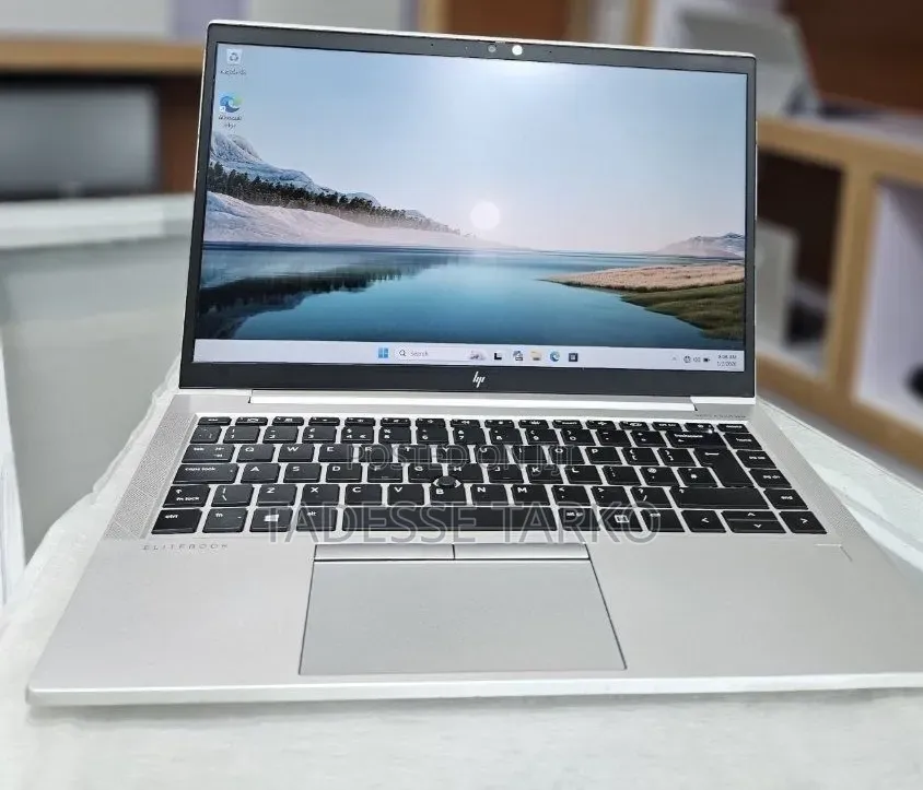 New Laptop HP EliteBook 840 G8 16GB Intel Core i7 SSD 512GB