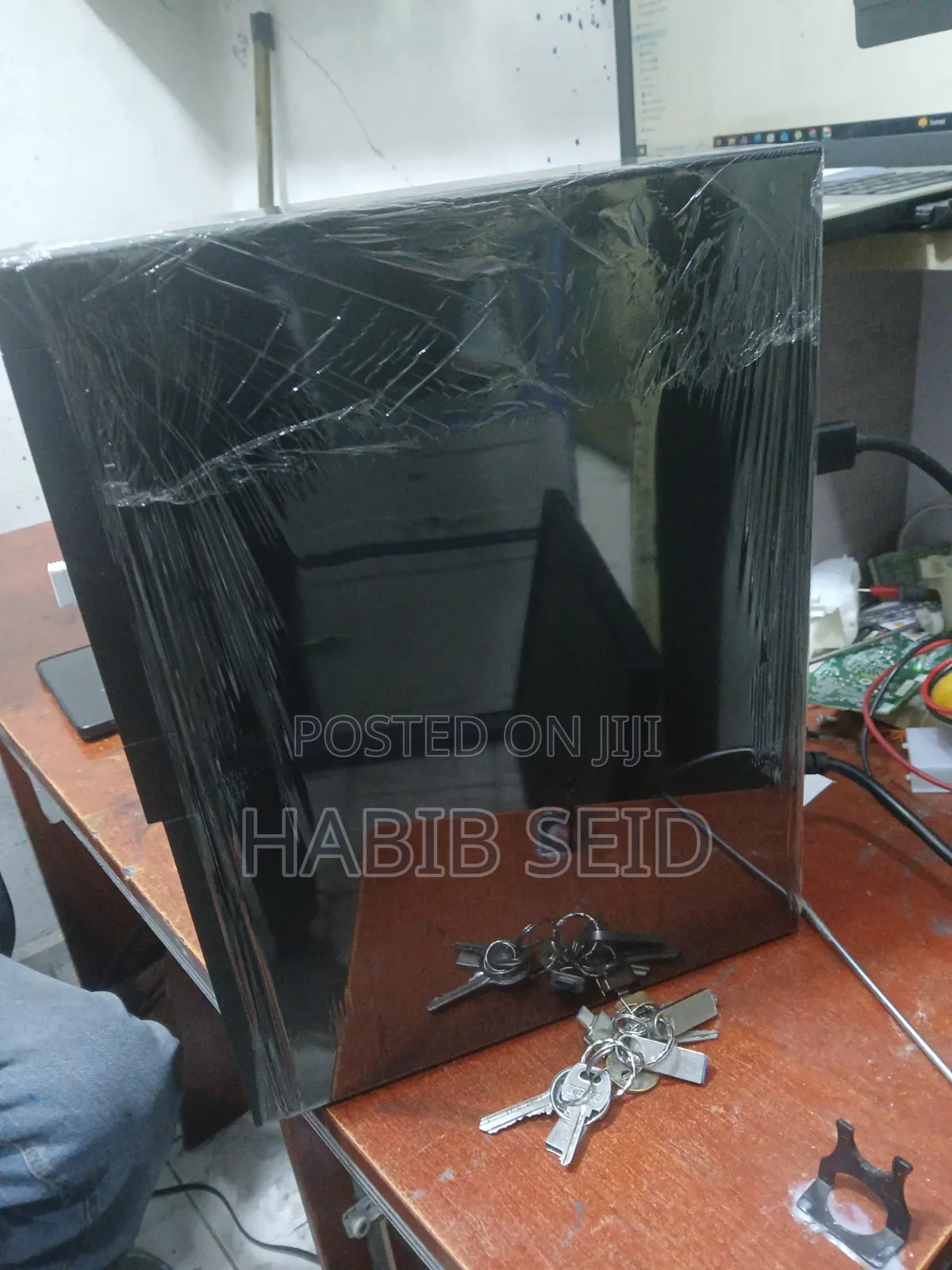 Desktop Computer Dell OptiPlex 3060 8GB Intel Core i5 HDD 1T