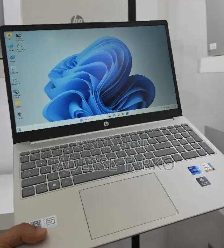New Laptop HP Stream Notebook 16GB Intel Core i7 SSD 512GB