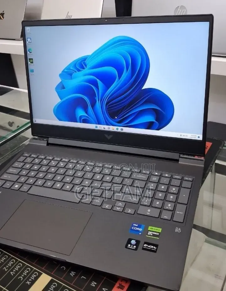 New Laptop HP Pavilion 15 16GB Intel Core i7 SSD 1T