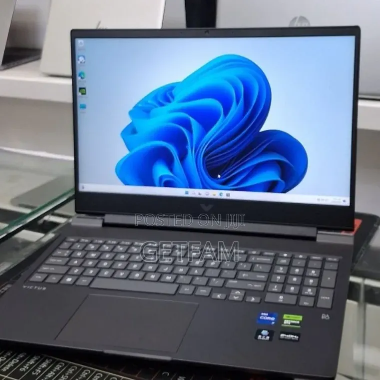 New Laptop HP Pavilion 15 16GB Intel Core i7 SSD 1T