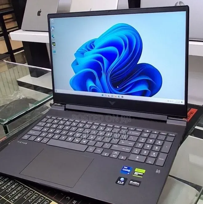 New Laptop HP Pavilion 15 16GB Intel Core i7 SSD 1T