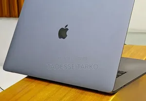 New Laptop Apple MacBook Pro 2019 16GB Intel Core i7 SSD 512GB