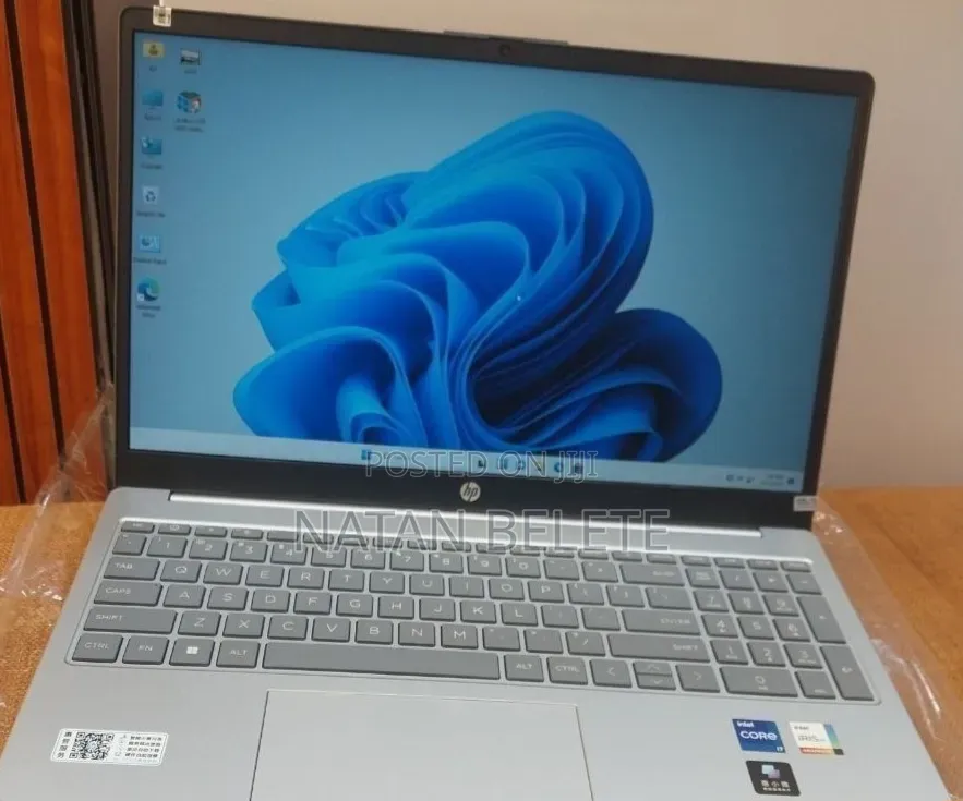 New Laptop HP 15-dy2075tg 16GB Intel Core i7 SSD 512GB