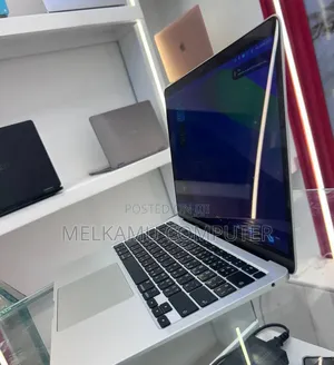 New Laptop Apple MacBook Air 2020 M1 8GB Intel Core i5 SSD 256GB