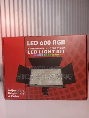 Pro Led600 RGB Light