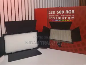 Pro Led600 RGB Light