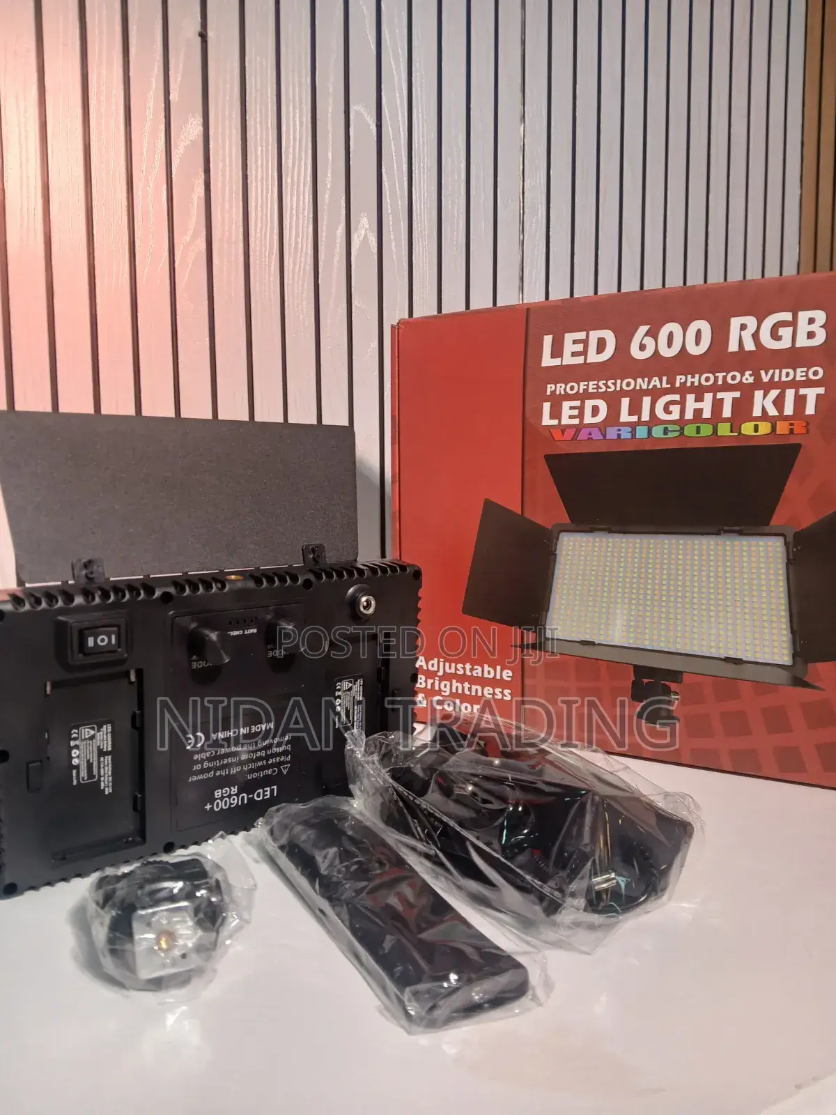 Pro Led600 RGB Light
