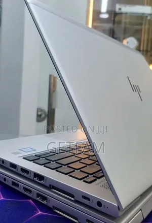 New Laptop Airis 8GB Intel Core i7 SSD 512GB