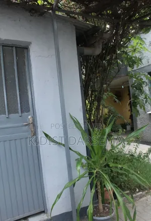 6bdrm House in Bole for sale