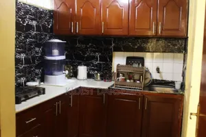 6bdrm House in Bole for sale