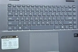 New Laptop Apple MacBook Pro M1 8GB Intel Core i7 SSD 512GB