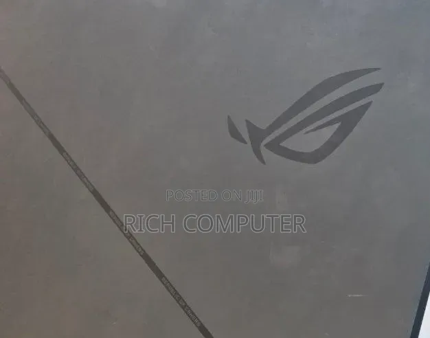 New Laptop Asus ROG Strix G15 32GB Intel Core i9 SSD 2T
