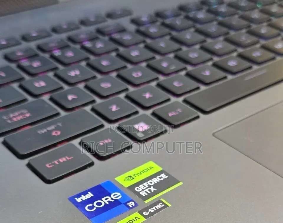 New Laptop Asus ROG Strix G15 32GB Intel Core i9 SSD 2T