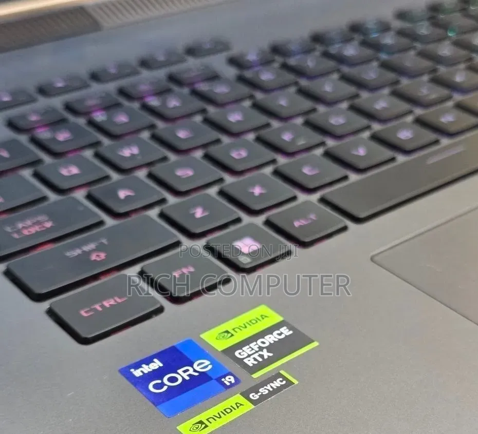 New Laptop Asus ROG Strix G15 32GB Intel Core i9 SSD 2T