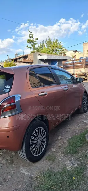 Toyota Yaris 2008 Burgundy