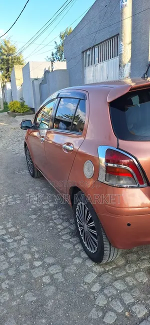 Toyota Yaris 2008 Burgundy