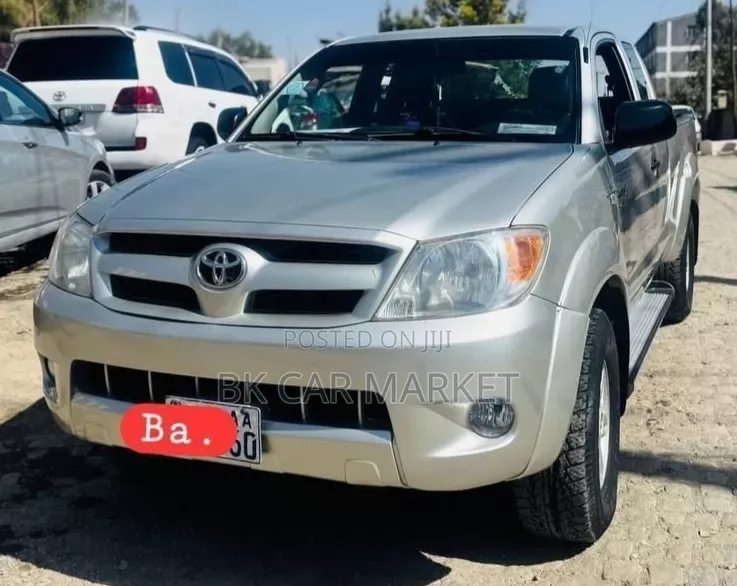 Toyota Hilux 2006 Silver