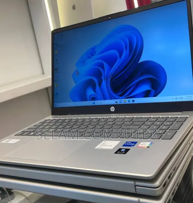New Laptop HP Stream Notebook 16GB Intel Core i5 SSD 1T