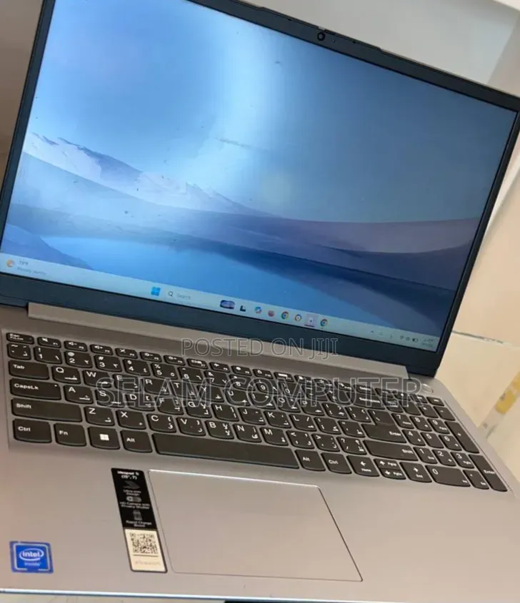 New Laptop Lenovo ThinkPad Yoga 4GB Intel Pentium SSD 256GB