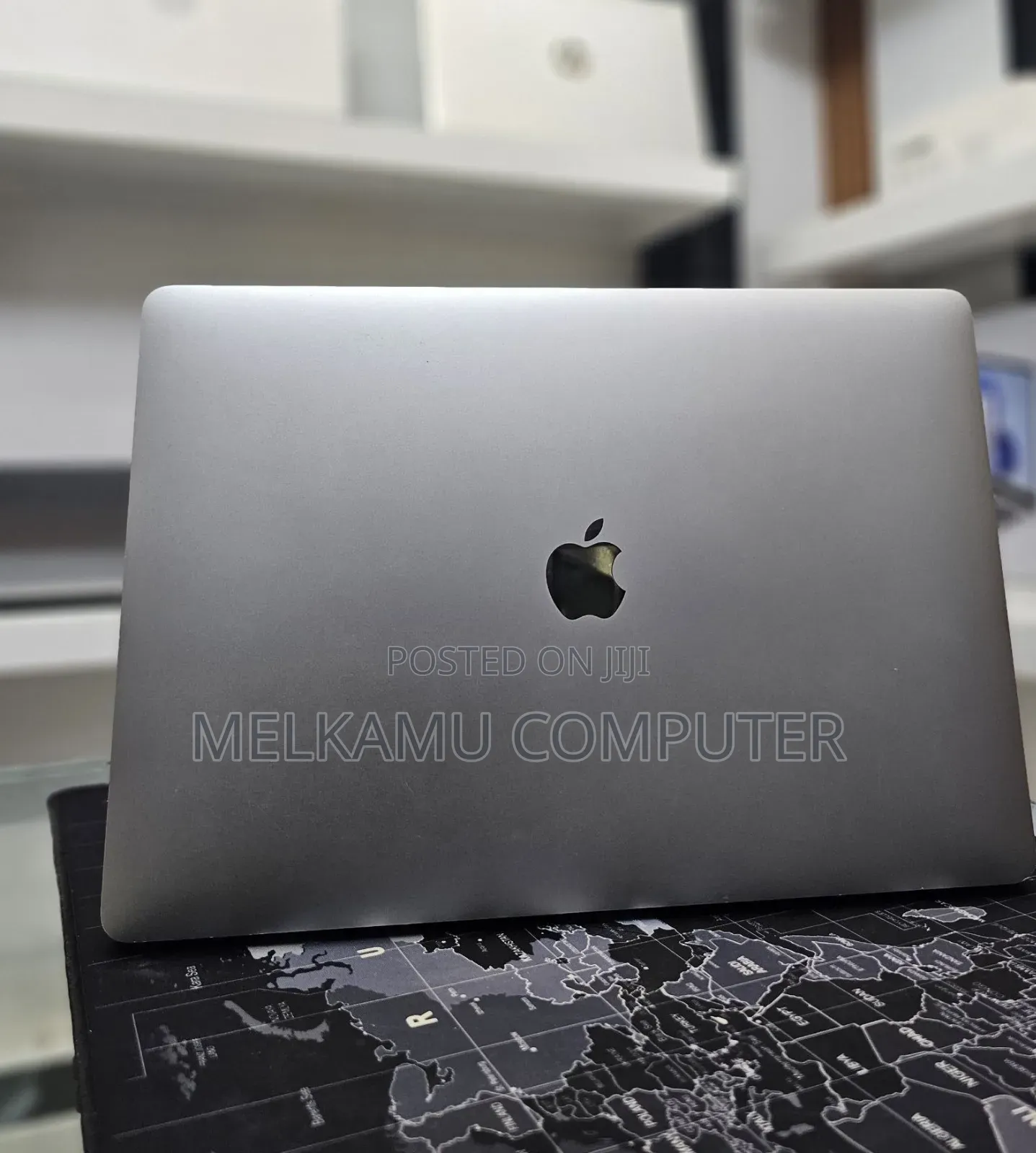 New Laptop Apple MacBook Pro 2019 16GB Intel Core i9 SSD 512GB