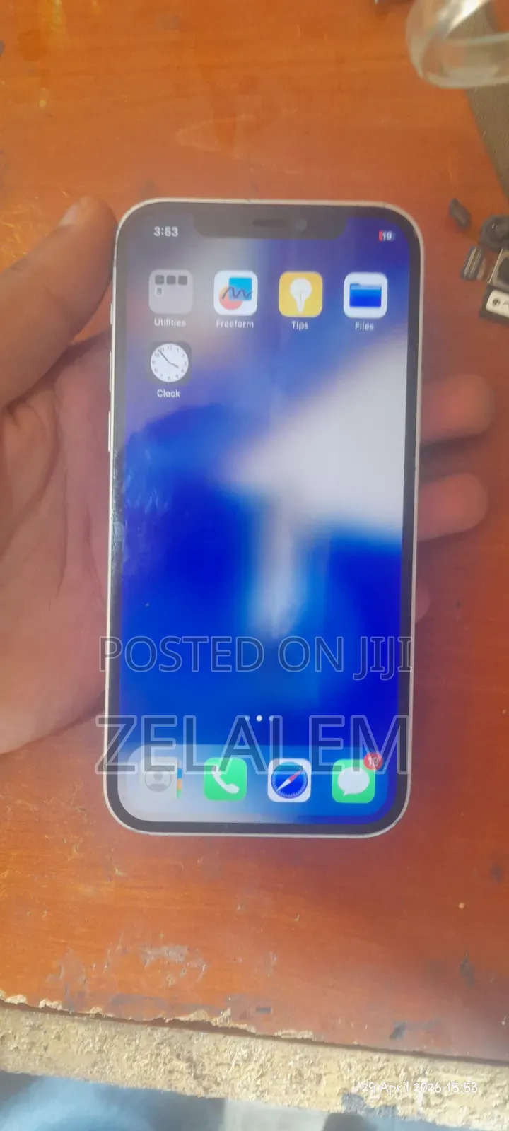 Apple iPhone 12 64 GB White