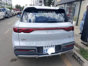 BYD Yuan Up 2025 White