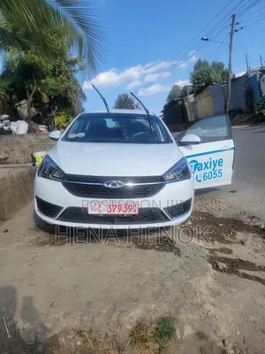 Chery Arrizo 5 Plus 2023 White