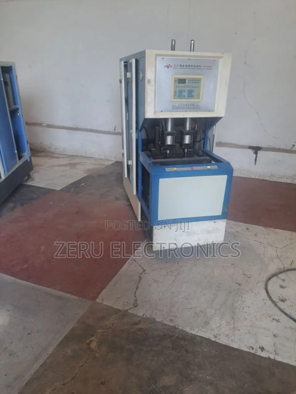 Molding Machine