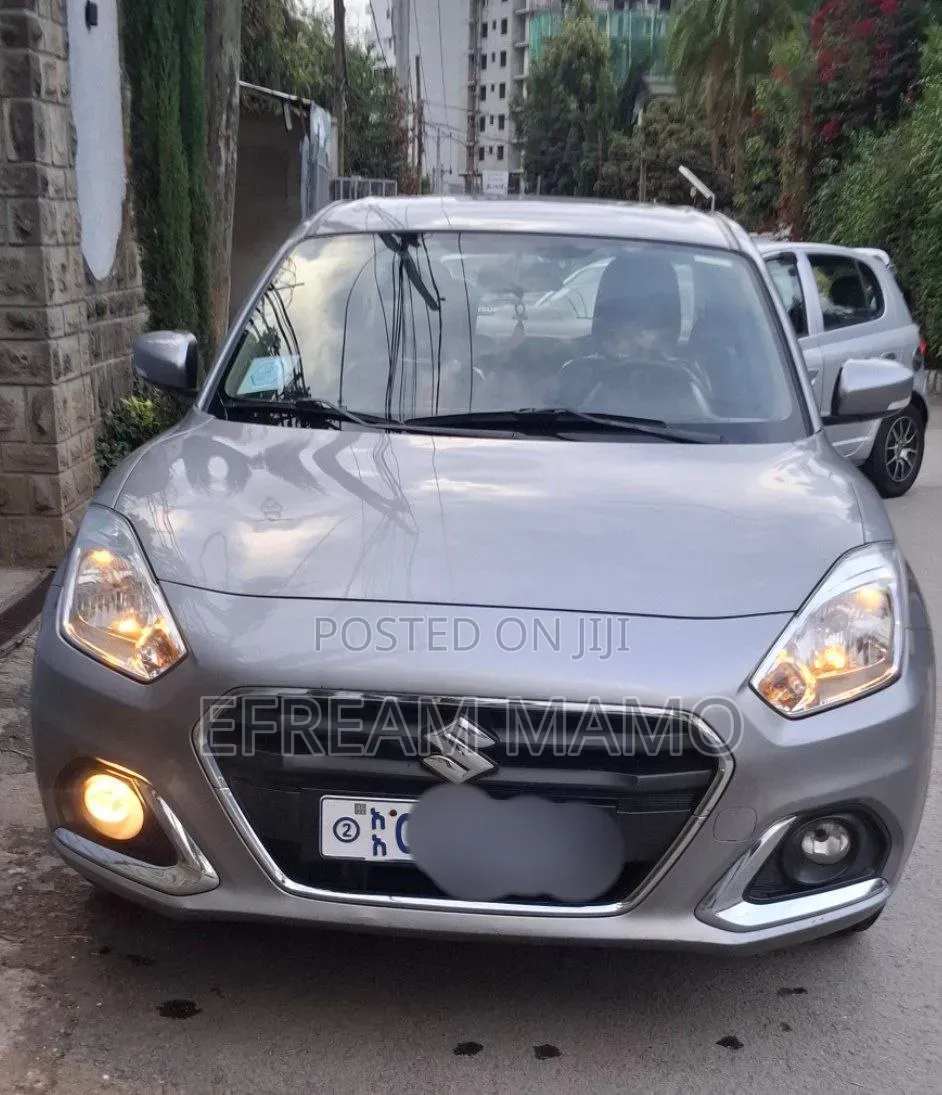 Suzuki Dzire 2022 Silver