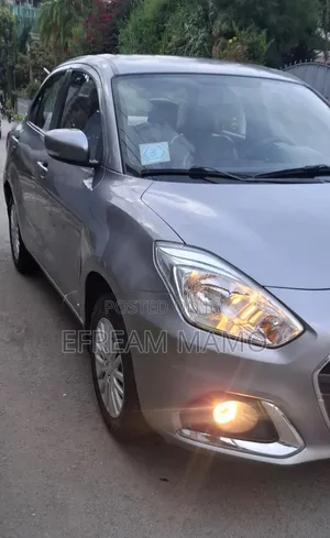 Suzuki Dzire 2022 Silver