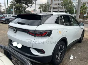 Volkswagen ID.4 2023 White