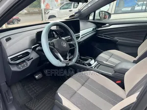 Volkswagen ID.4 2023 White