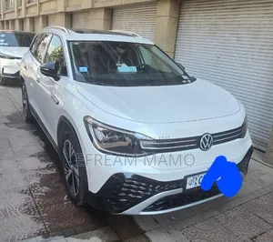 Volkswagen ID.6 2023 White