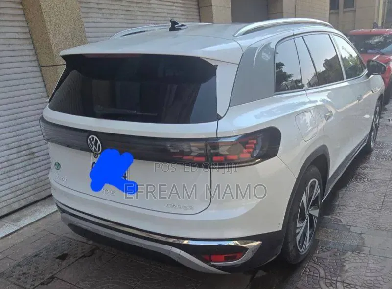 Volkswagen ID.6 2023 White